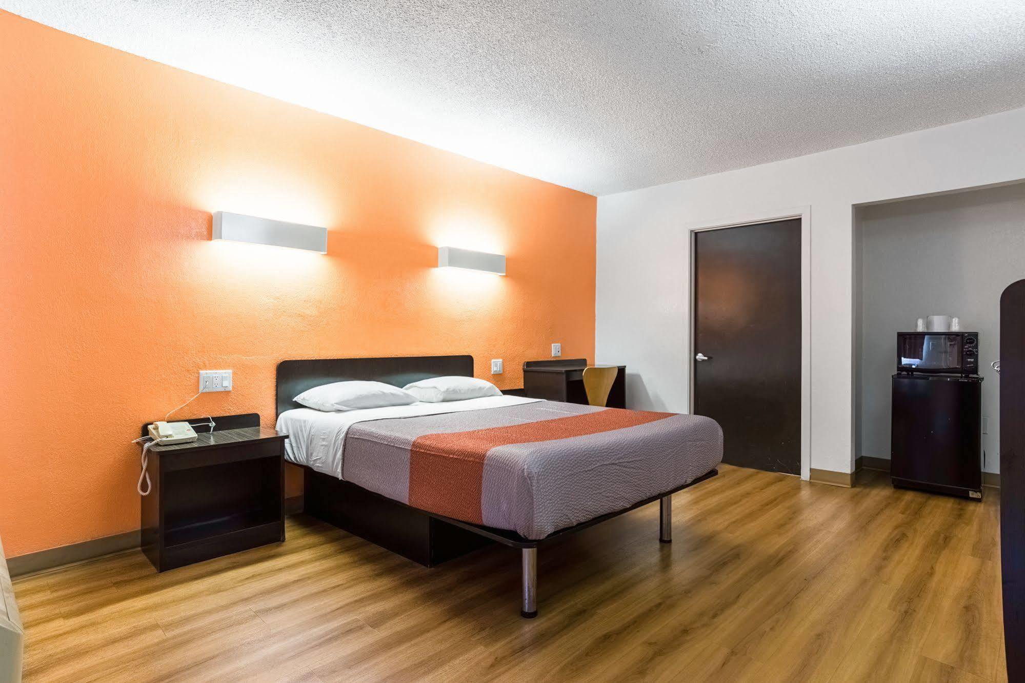 Motel 6-Anaheim, Ca - Buena Park Buitenkant foto