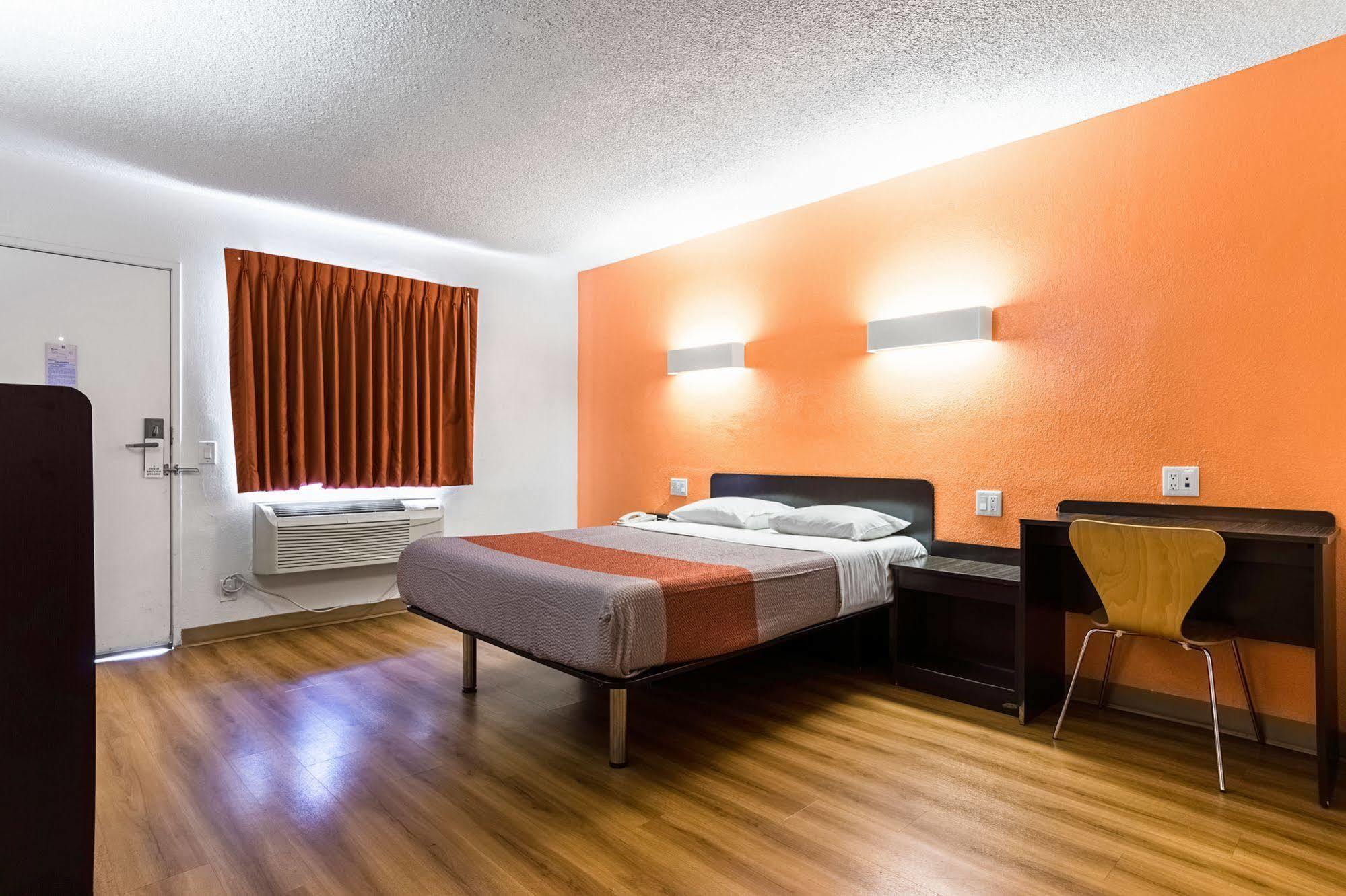 Motel 6-Anaheim, Ca - Buena Park Buitenkant foto