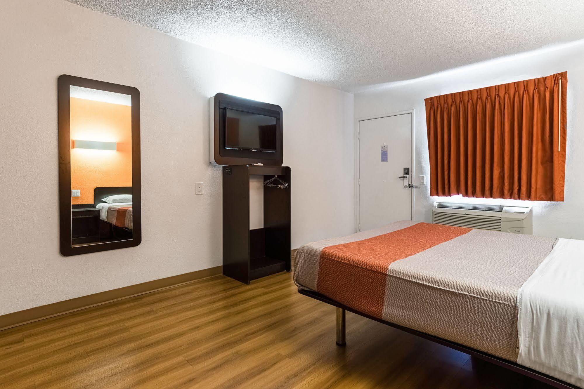 Motel 6-Anaheim, Ca - Buena Park Buitenkant foto
